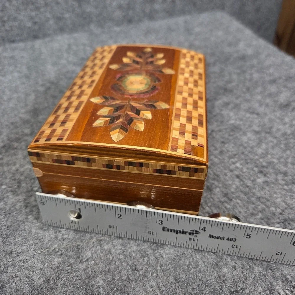 Colorful Straw Mosiac Trinket Box Intricate Folk Art Design Hinged Lid Wood USSR